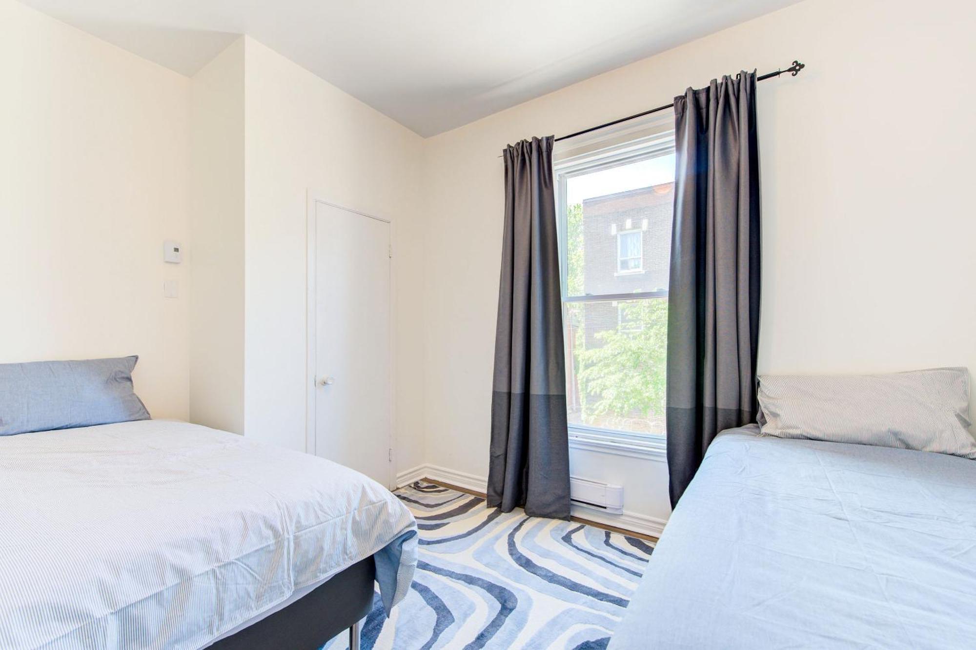 Chez Mont Royal Apartments! Montreal Exterior photo