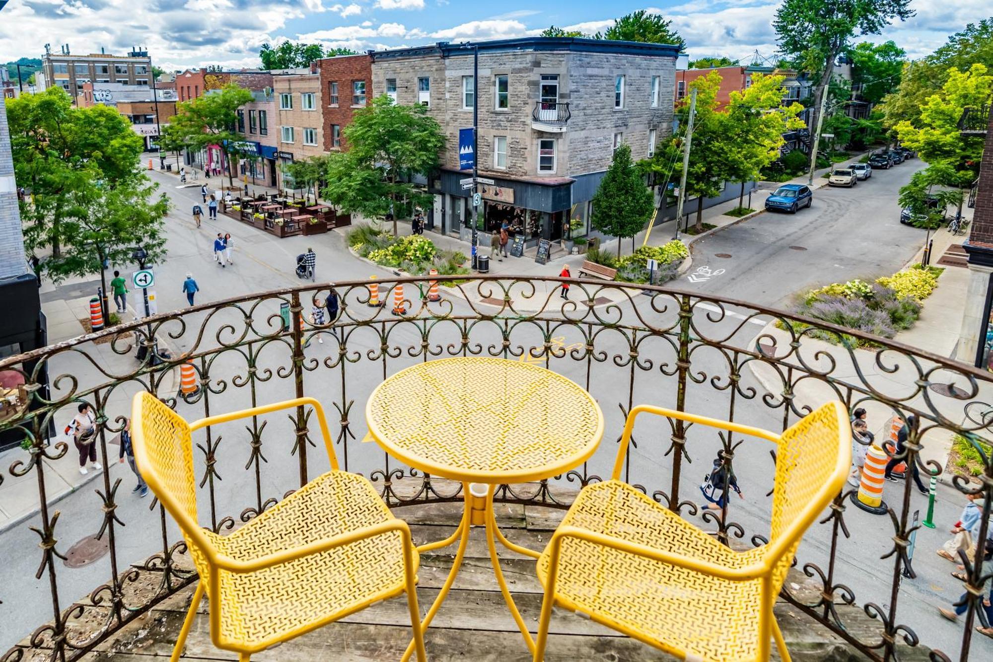 Chez Mont Royal Apartments! Montreal Exterior photo